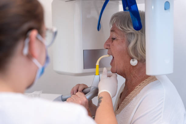 Best Cosmetic Emergency Dentistry in Bakersfield, CA